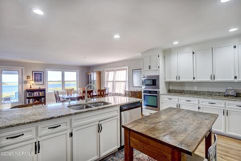 114 Broadview Ln, Hampstead, NC 28443 photo 18