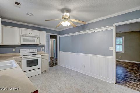404 Dayrell Dr, Hubert, NC 28539 photo 10