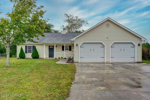404 Dayrell Dr, Hubert, NC 28539 photo 1