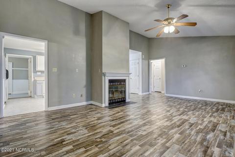 404 Dayrell Dr, Hubert, NC 28539 photo 8