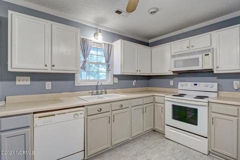 404 Dayrell Dr, Hubert, NC 28539 photo 11