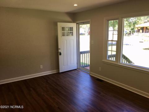 206 Puller Dr, Jacksonville, NC 28540 photo 7