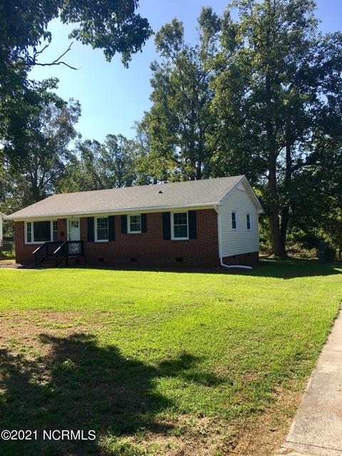 206 Puller Dr, Jacksonville, NC 28540 photo 4