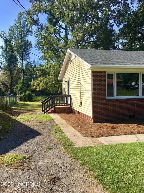 206 Puller Dr, Jacksonville, NC 28540 photo 3