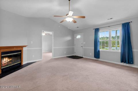 102 Byrum Run, Hubert, NC 28539 photo 4