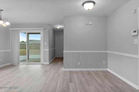 102 Byrum Run, Hubert, NC 28539 photo 11