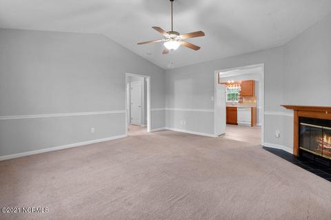 102 Byrum Run, Hubert, NC 28539 photo 3