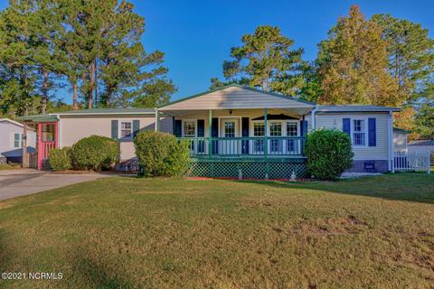 812 Mast Ct, Hampstead, NC 28443 photo 1