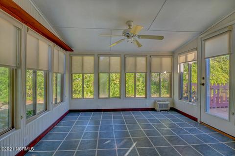 812 Mast Ct, Hampstead, NC 28443 photo 13
