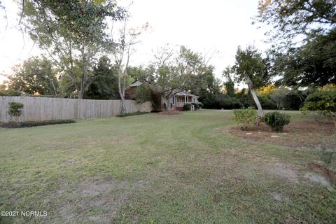 123 Leslie Dr, Hubert, NC 28539 photo 2