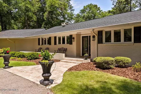 Exterior - 240 Mckenzie Rd W, Pinehurst, NC 28374 photo 13 of 18