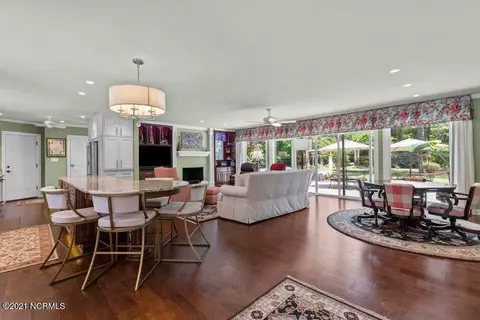 Dining - 240 Mckenzie Rd W, Pinehurst, NC 28374 photo 3 of 4