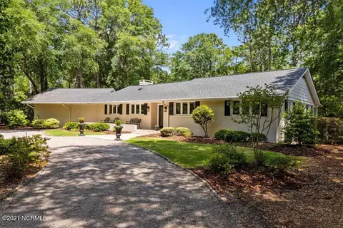 Exterior - 240 Mckenzie Rd W, Pinehurst, NC 28374 photo 16 of 18