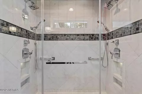 Bath - 240 Mckenzie Rd W, Pinehurst, NC 28374 photo 4 of 6
