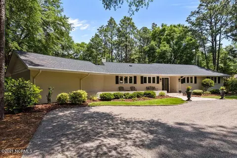 Exterior - 240 Mckenzie Rd W, Pinehurst, NC 28374 photo 14 of 18