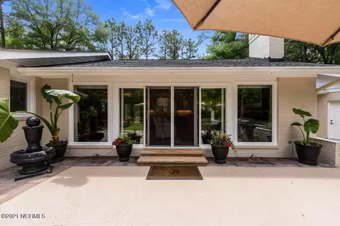 Exterior - 240 Mckenzie Rd W, Pinehurst, NC 28374 photo 7 of 18