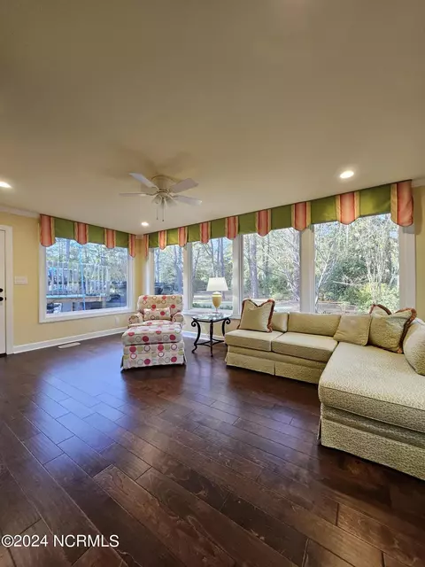 Living - 240 Mckenzie Rd W, Pinehurst, NC 28374 photo 4 of 5