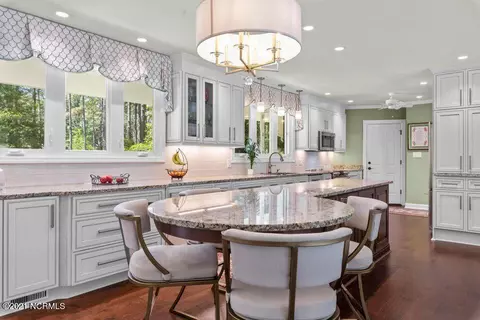 Dining - 240 Mckenzie Rd W, Pinehurst, NC 28374 photo 1 of 4