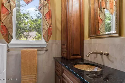 Bath - 240 Mckenzie Rd W, Pinehurst, NC 28374 photo 6 of 6