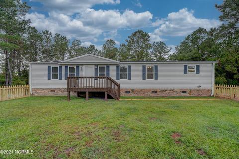 403 Woodside Dr, Hampstead, NC 28443 photo 2