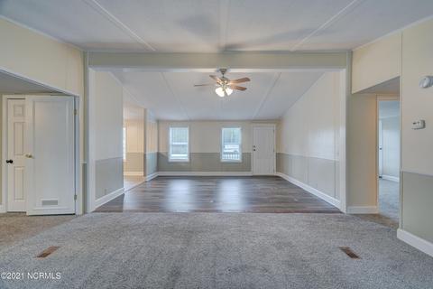 403 Woodside Dr, Hampstead, NC 28443 photo 7