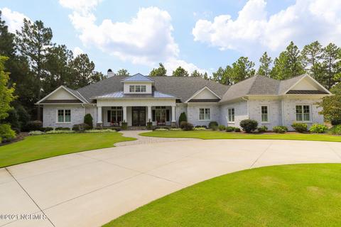 423 Meyer Farm Dr, Pinehurst, NC 28374 photo 5
