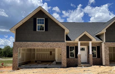 126 Lark Dr, Pinehurst, NC 28374 photo 2
