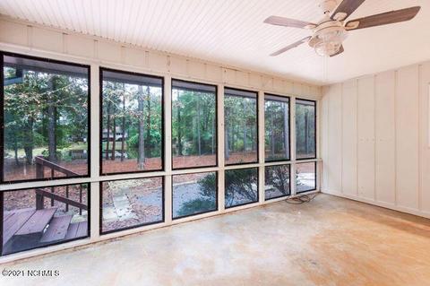 110 Primrose Cir, West End, NC 27376 photo 7