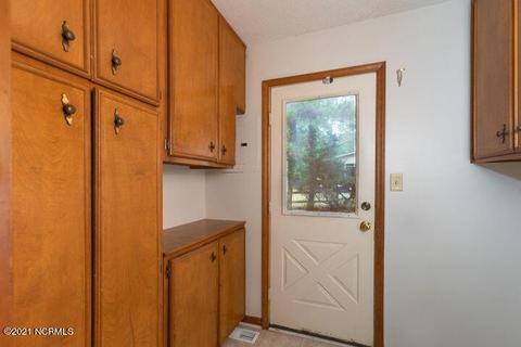 110 Primrose Cir, West End, NC 27376 photo 6