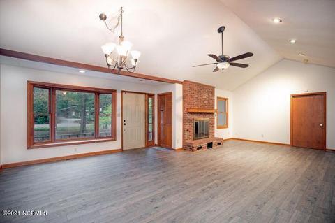 110 Primrose Cir, West End, NC 27376 photo 14