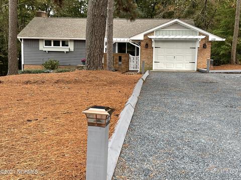 159 Edgewater Dr, West End, NC 27376 photo 2