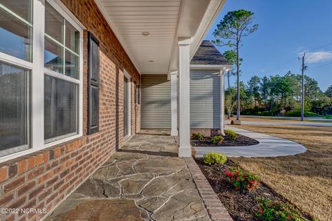2489 Hoover Rd, Hampstead, NC 28443 photo 5