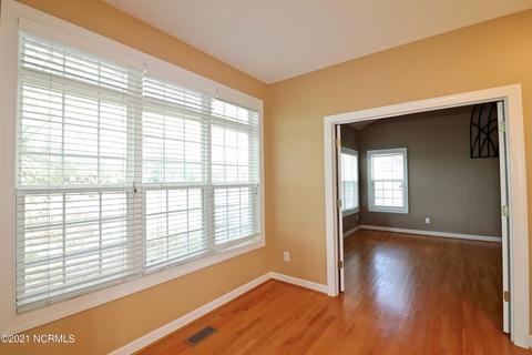 694 Cedar Pt, Vass, NC 28394 photo 10