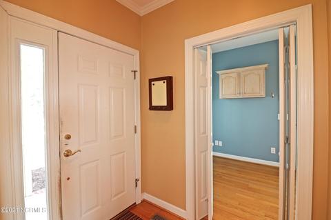 694 Cedar Pt, Vass, NC 28394 photo 2