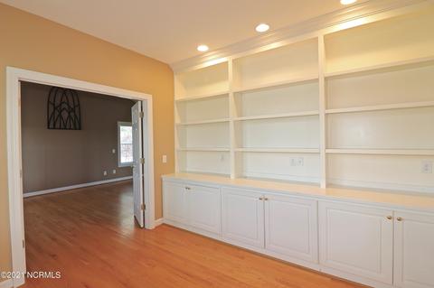 694 Cedar Pt, Vass, NC 28394 photo 11
