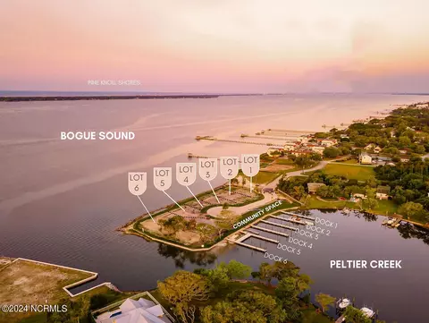 4709 S Shore Dr, Morehead City, NC 28557