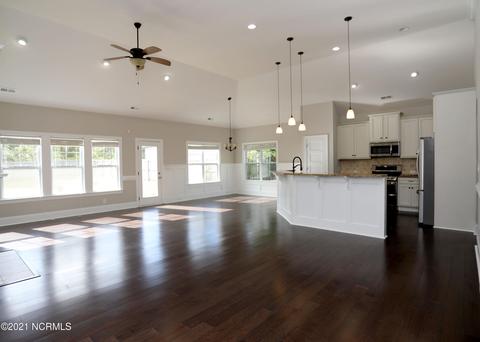 1372 Washington Acres Rd, Hampstead, NC 28443 photo 8