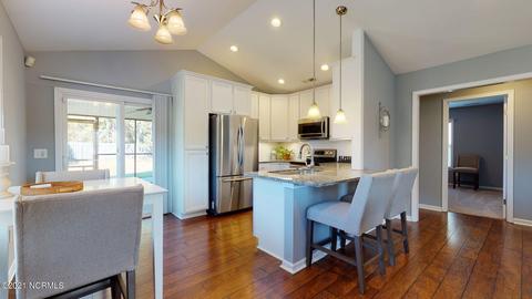 137 Holly Tree Ln, Hampstead, NC 28443 photo 7