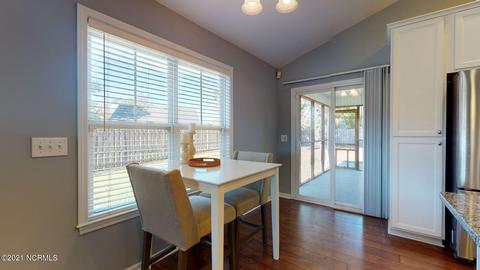 137 Holly Tree Ln, Hampstead, NC 28443 photo 8