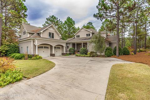 415 Meyer Farm Dr, Pinehurst, NC 28374 photo 1