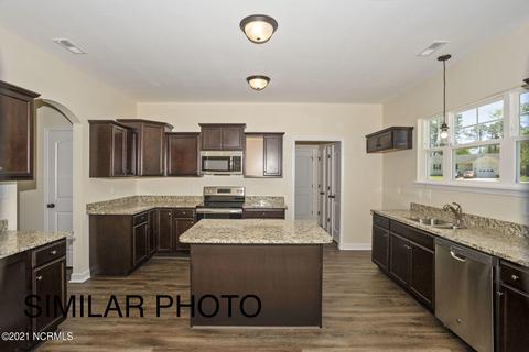 672 Aria Ln, Hubert, NC 28539 photo 10