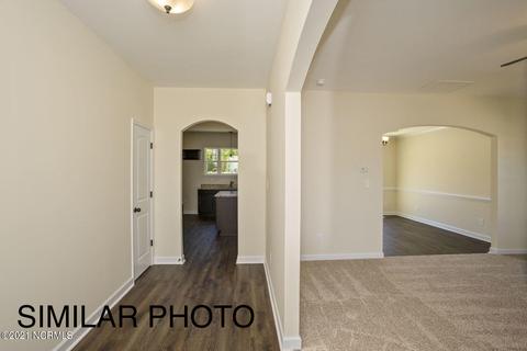 672 Aria Ln, Hubert, NC 28539 photo 6