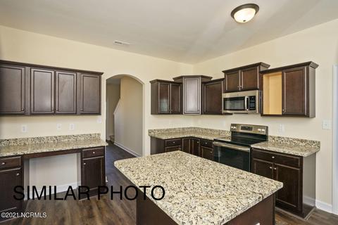 672 Aria Ln, Hubert, NC 28539 photo 11