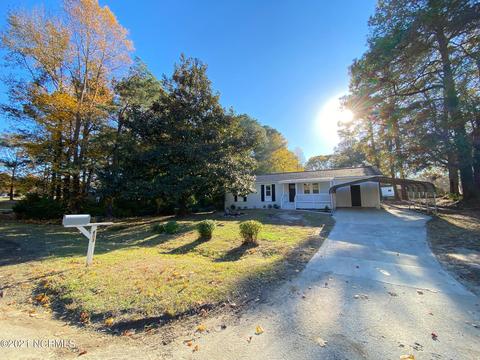 603 Brogden St, Dudley, NC 28333 photo 3