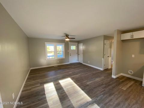 603 Brogden St, Dudley, NC 28333 photo 4