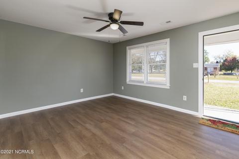 104 Whitley St, Dover, NC 28526 photo 3