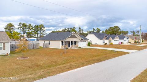 206 Brice Ct, Hubert, NC 28539 photo 4