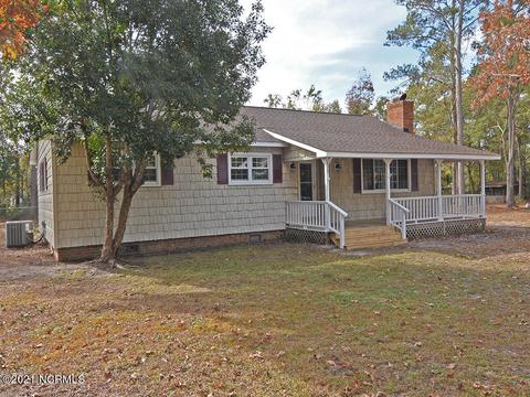 329 Masters Ln, Hampstead, NC 28443 photo 2