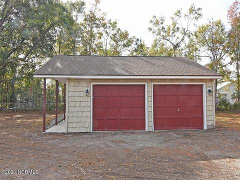 329 Masters Ln, Hampstead, NC 28443 photo 22