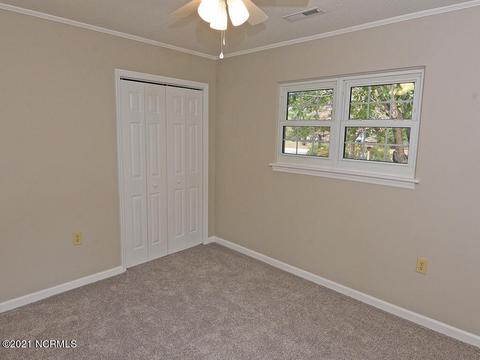 329 Masters Ln, Hampstead, NC 28443 photo 10